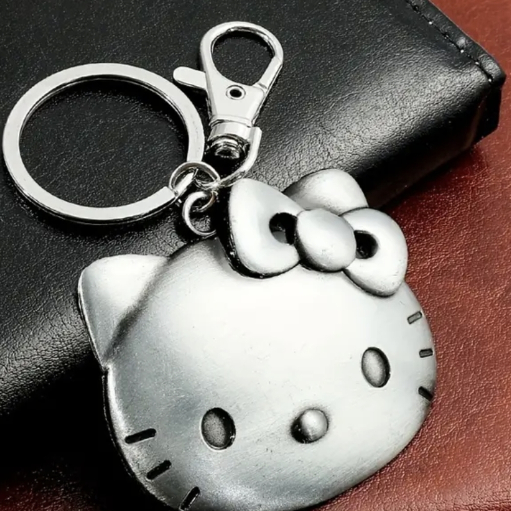 Hello kitty metal keychain/ bag charm NWT